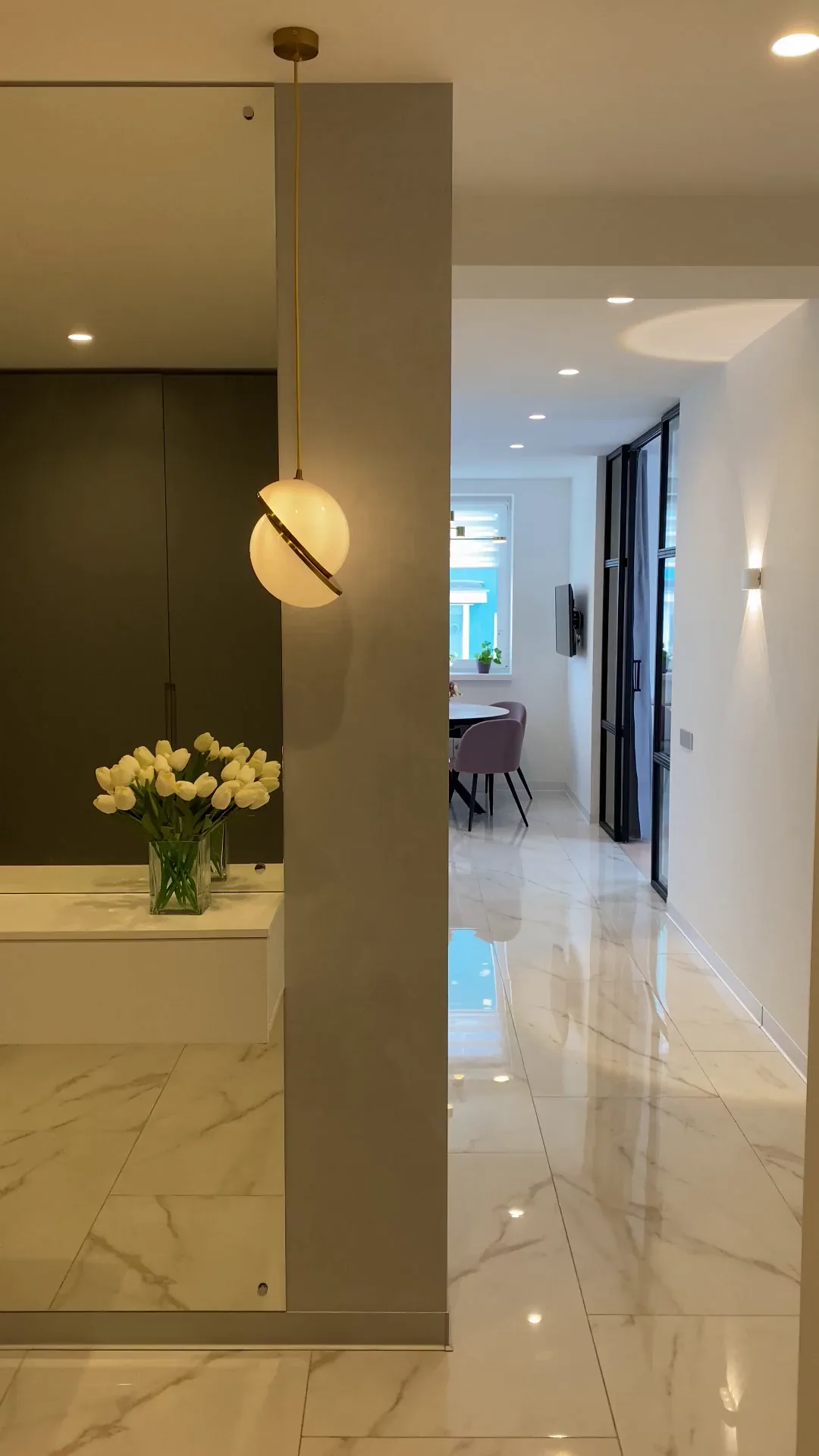 Постер видеообзора дизайна интерьера квартиры 80 м² в Самаре — ЖК «Премьера»